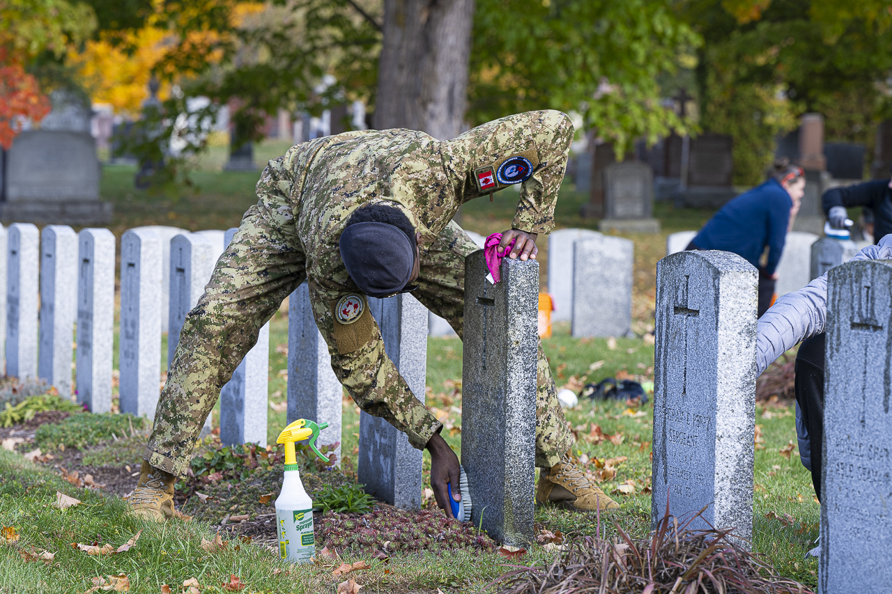 Cleaning headstones 3 - Richard Lawrence Photography