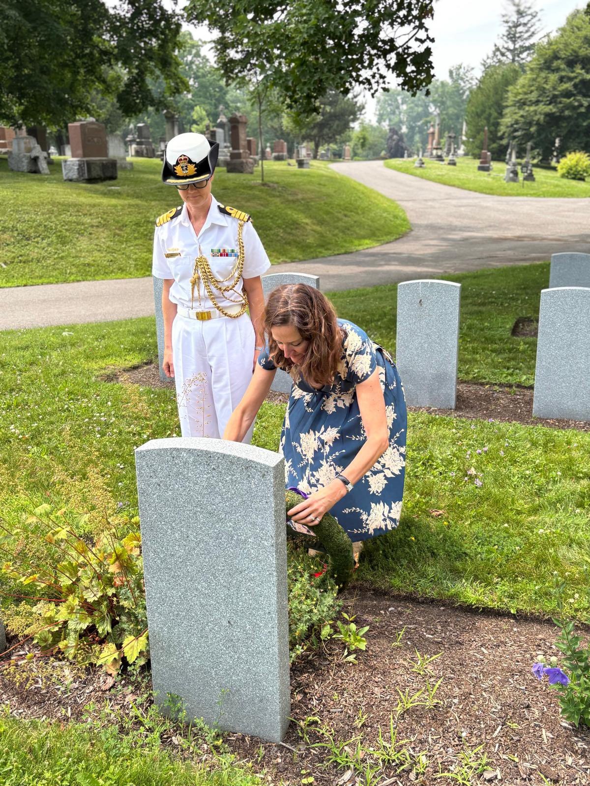 Her Excellency Ms. Kate Logan, High Commissioner of Australia to Canada accompanied by Captain Emma Gaudry, Royal Australian Navy, Defence Advisor, Australian High Commission