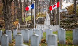 Amicitia France Canada Monument 