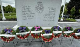 Veterans ride wreaths